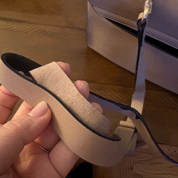 Cuyana Top Handle Bag - Picture 7 of 14